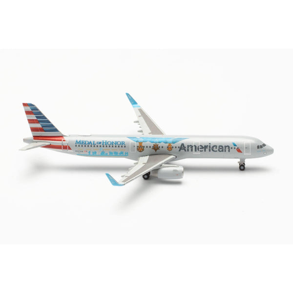1/500 American Airlines Airbus A321 Medal of Honor N167AN "Flagship Valor"
