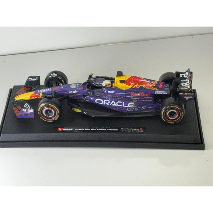 1/18 F1 Red Bull Racing RB19 2023 Champion Version #1 Max Verstappen