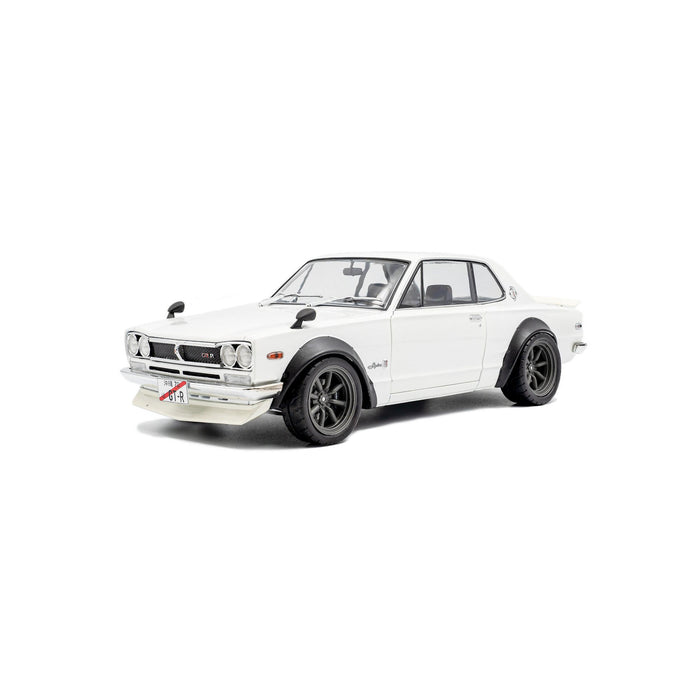 1/18 Nissan Skyline (C10) Hakosuka Solido Works 1970 Pearl White