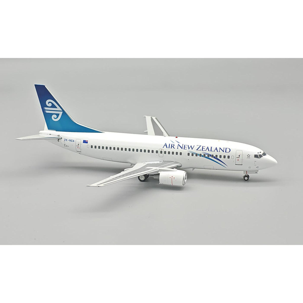 1/200 Air New Zealand Boeing 737300 ZK-NGA