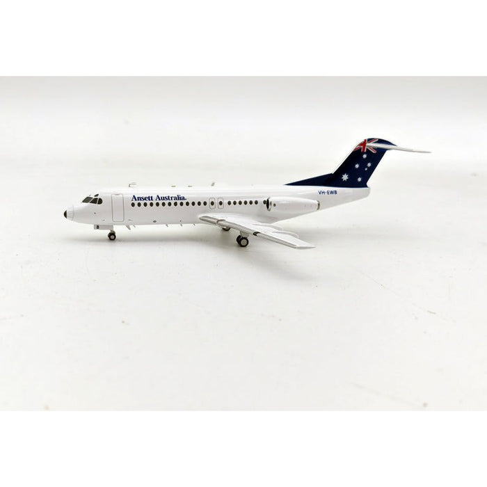 1/200 Ansett Australia Fokker F28-4000 Fellowship VH-EWB ''Flag Livery''