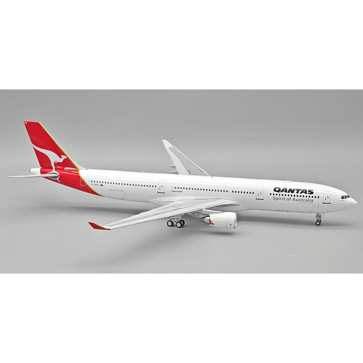 1/200 Qantas Airbus A330-303 VHQPB Delivery