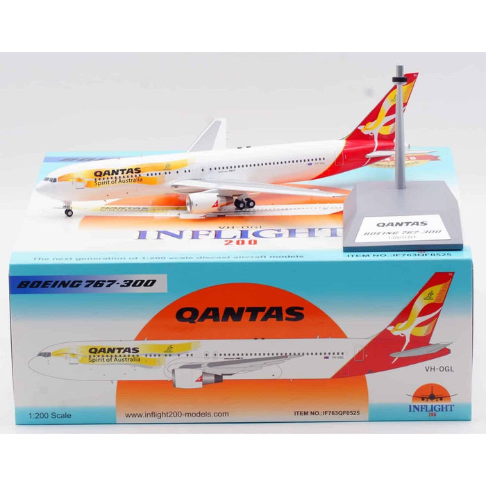 1/200 Qantas Boeing 767-300 VH-OGL 'Wallabies'