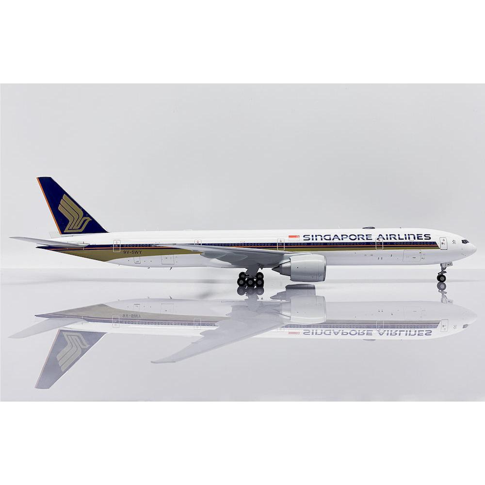 1/200 Singapore Airlines B777-300ER