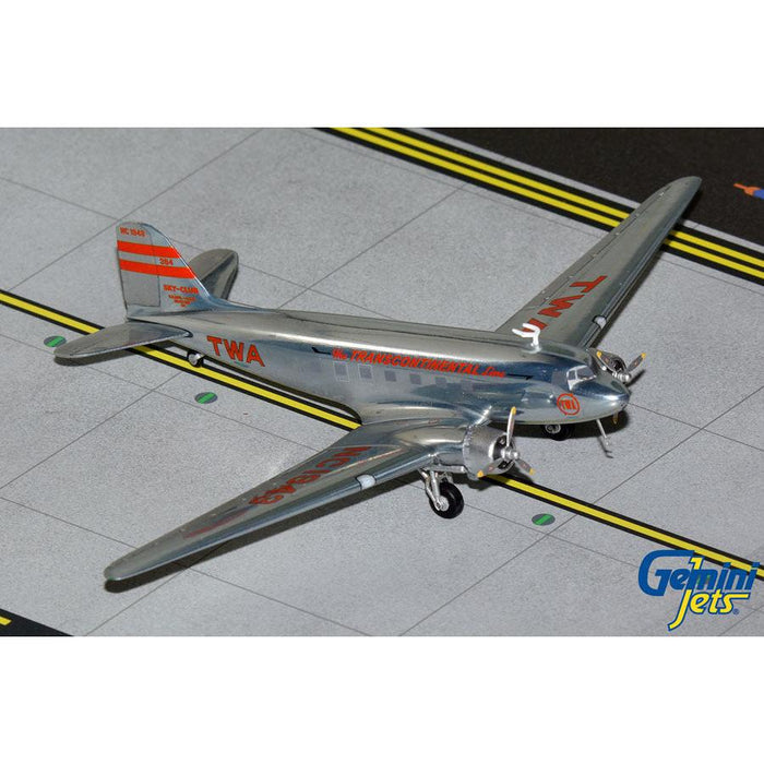 1/200 Trancontinental & Western (TWA) DC-3 (Polished)
