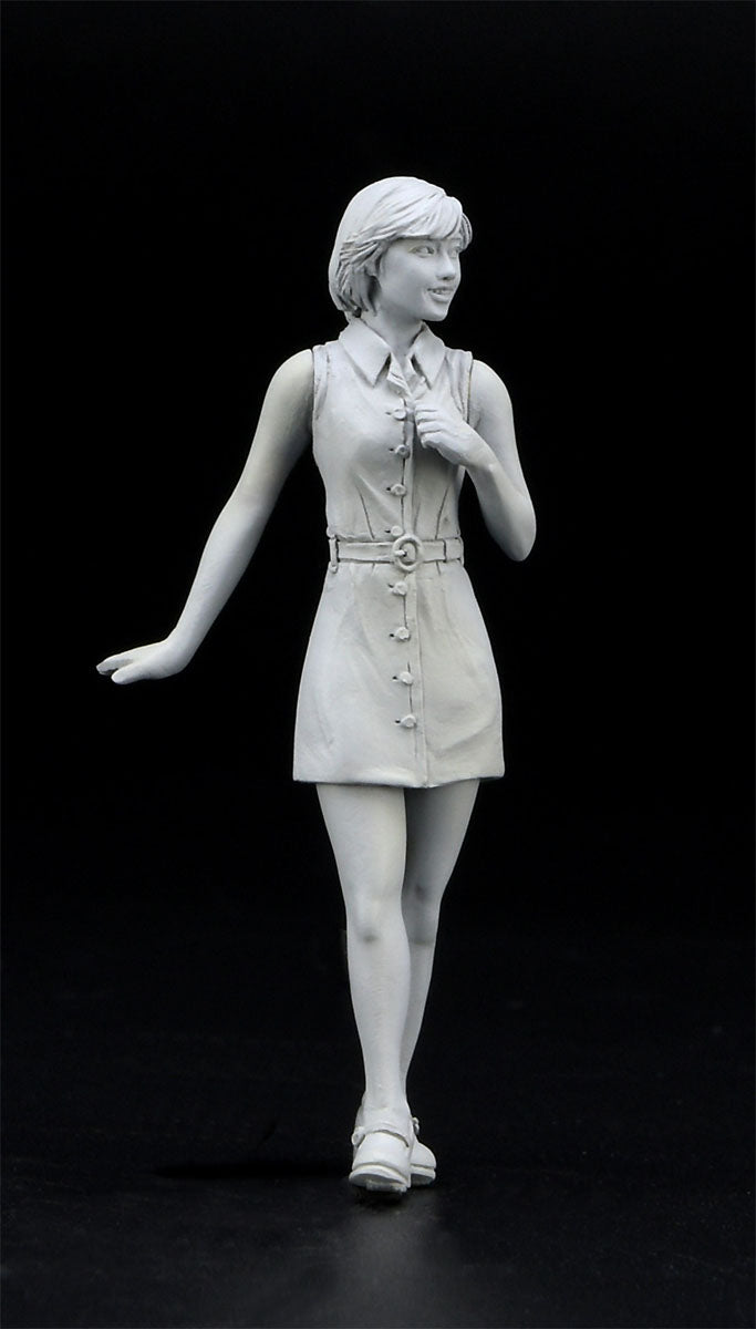 1/24  NISSAN FAIRLADY 240ZG w/70s GIRLS FIGURE