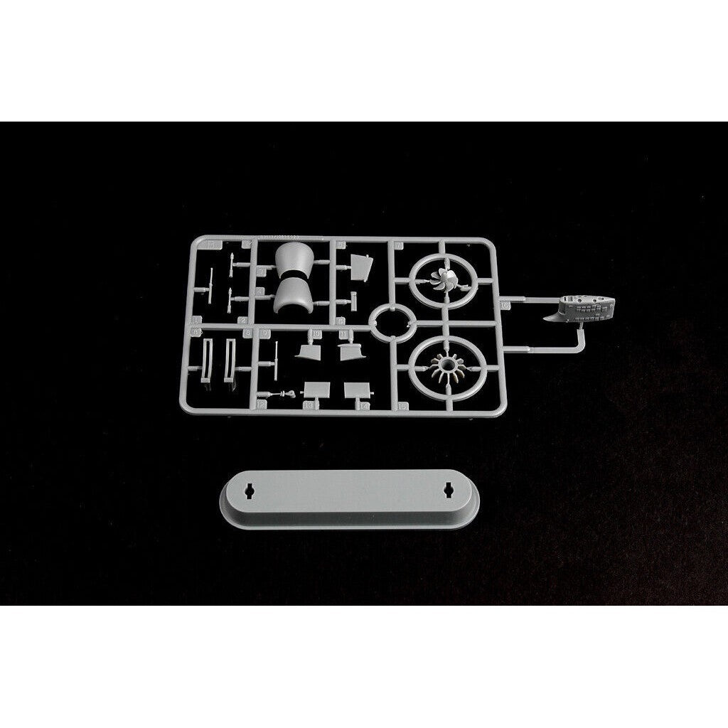 1/350 Virginia SSN-774 Plastic Model Kit