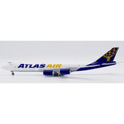 1/400 Atlas Air Boeing 747-8F "30" Reg: N860GT with Antenna