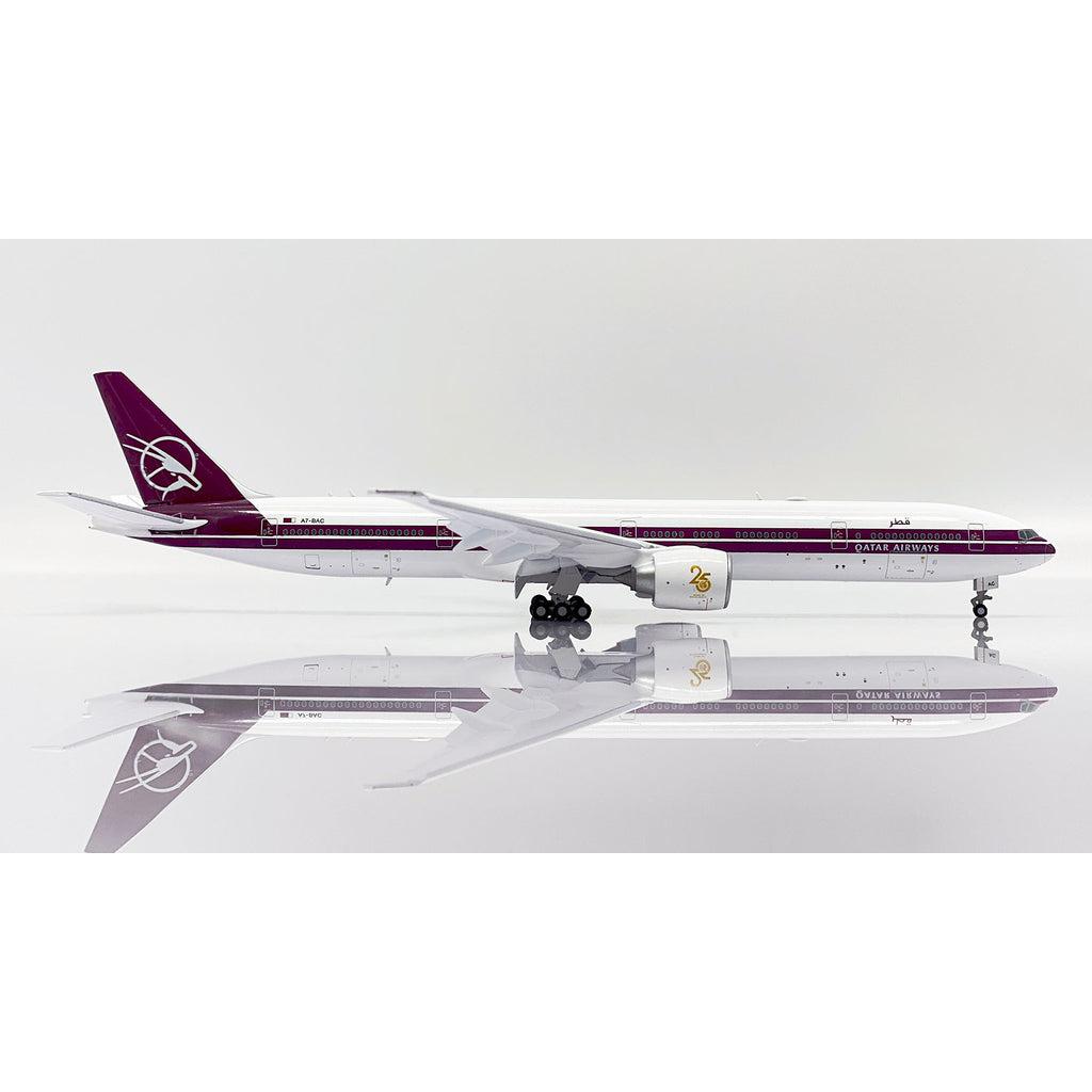 1/400 Qatar Airways B777-300ER A7-BAC 'Retro' (Flaps Down)