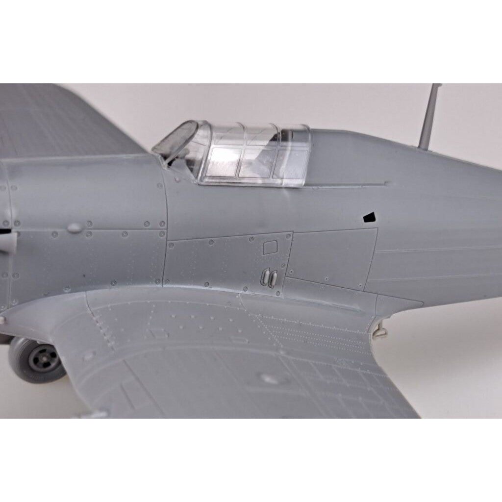 1/48 Hawker Hurricane Mk.IIc_6