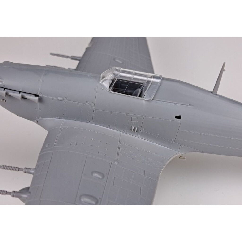 1/48 Hawker Hurricane Mk.IIc_7