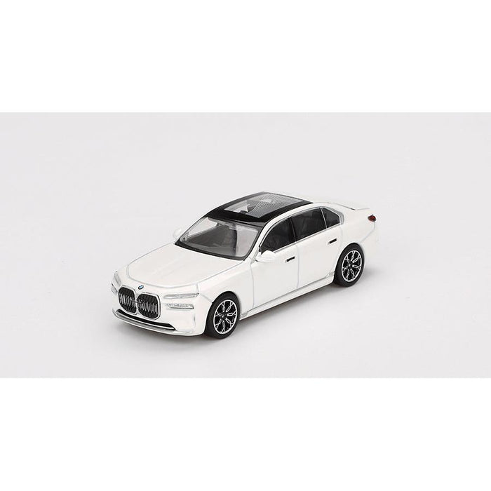 1/64 BMW I7 XDrive60 Mineral White RHD