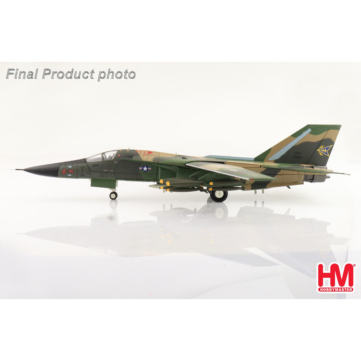 1/72 F-111A "Combat Lancer" 66-0022 USAF Takhli RTAFB 1968 (with 24 x Early Mk.82 Bomb)