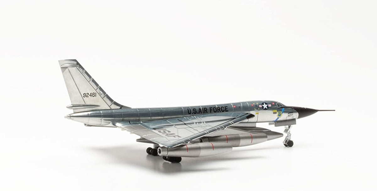 1/72 U.S. Air Force Convair B-58A Hustler 305th Bombardment Wing Bunker Hill Air Base "Hoosier Hustler" 59-2461