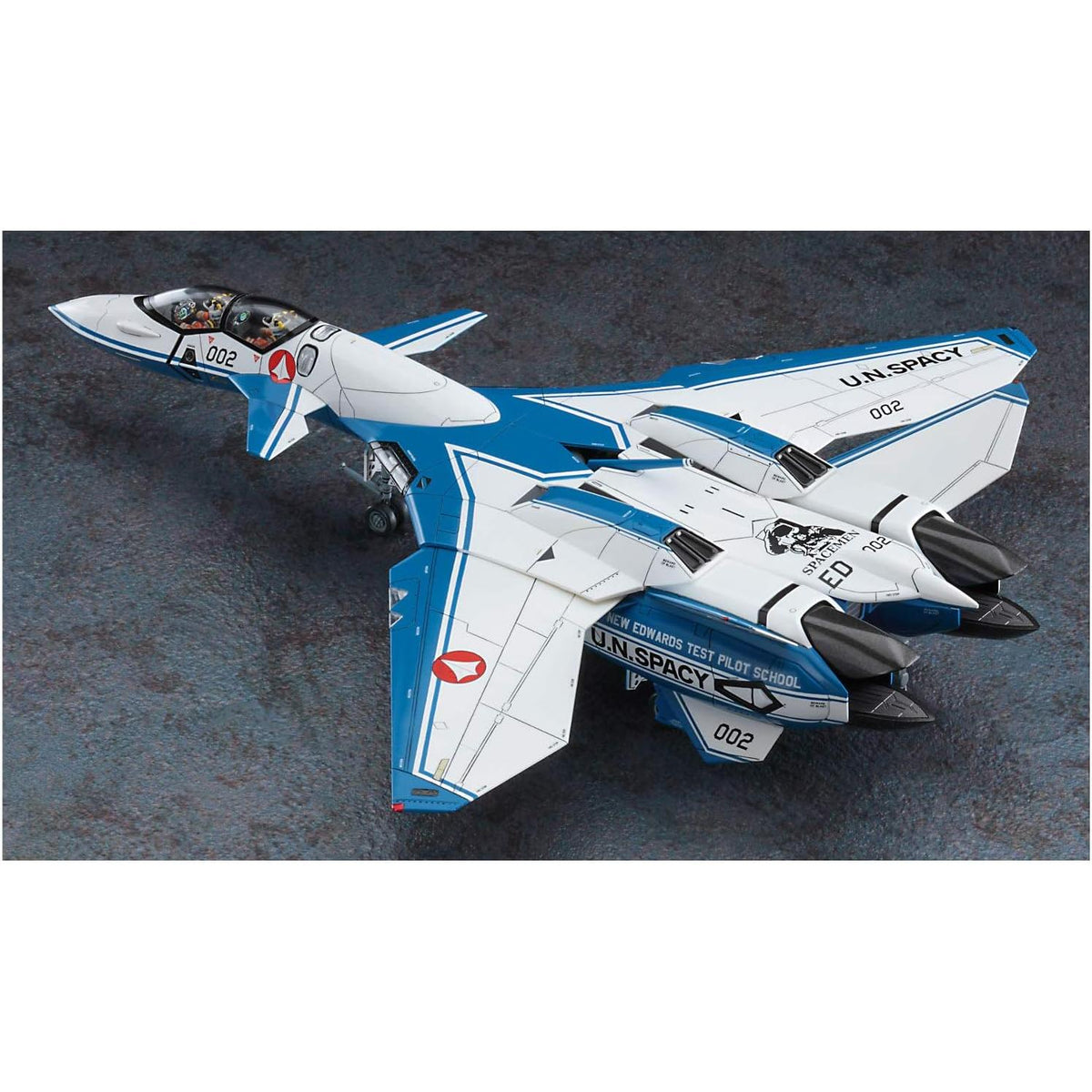 1/72 VF-11D THUNDERBOLT TEST PILOT SCHOOL MACROSS PLUS
