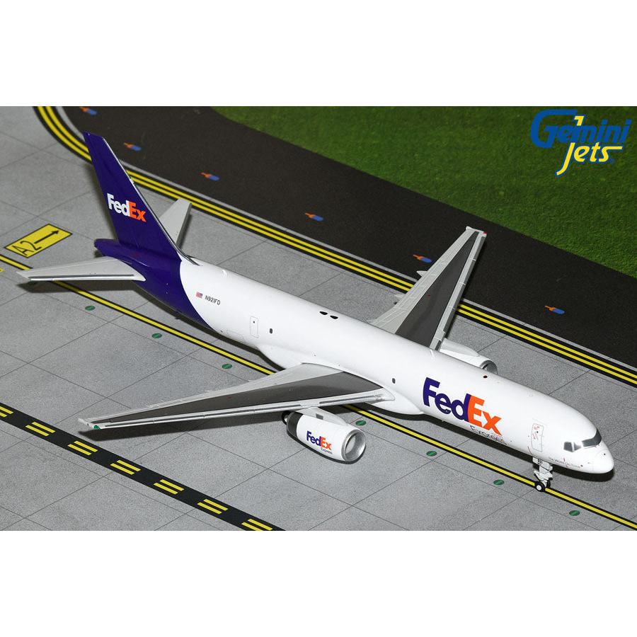 Gemini Jets 1/200 FedEx B757-200SF N921FD – Hobbyco