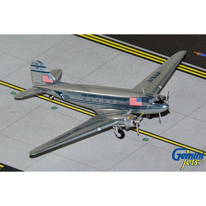 1/200 Pan American Airways System DC-3C NC33611 (Polished)