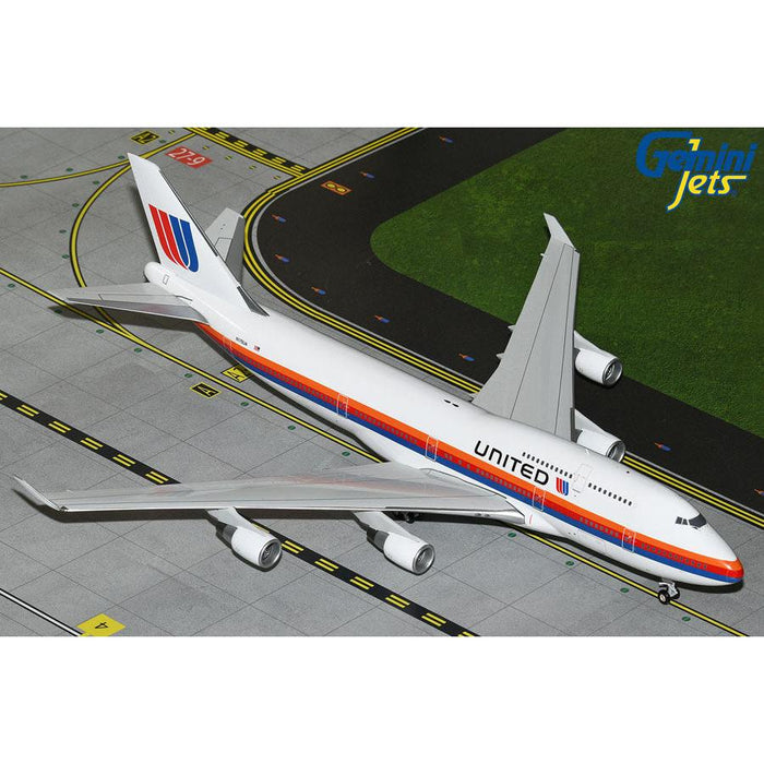 1/200 United Airlines B747-400 N175UA