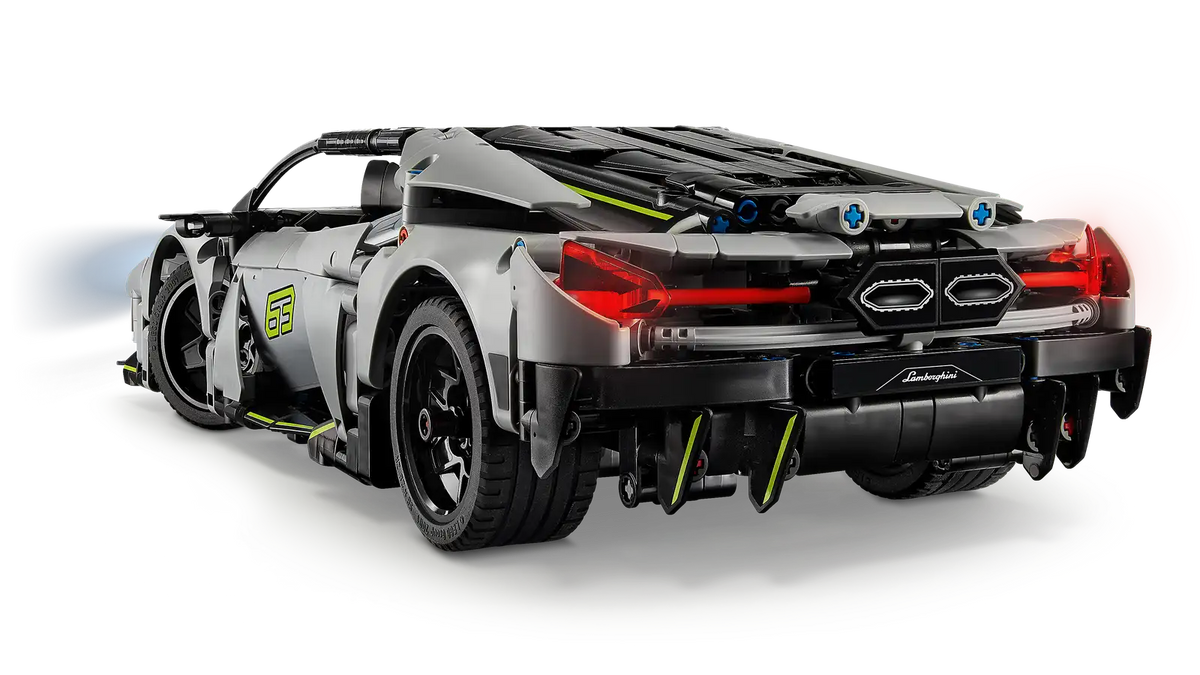 TECHNIC - Lamborghini Revuelto Super Sports Car