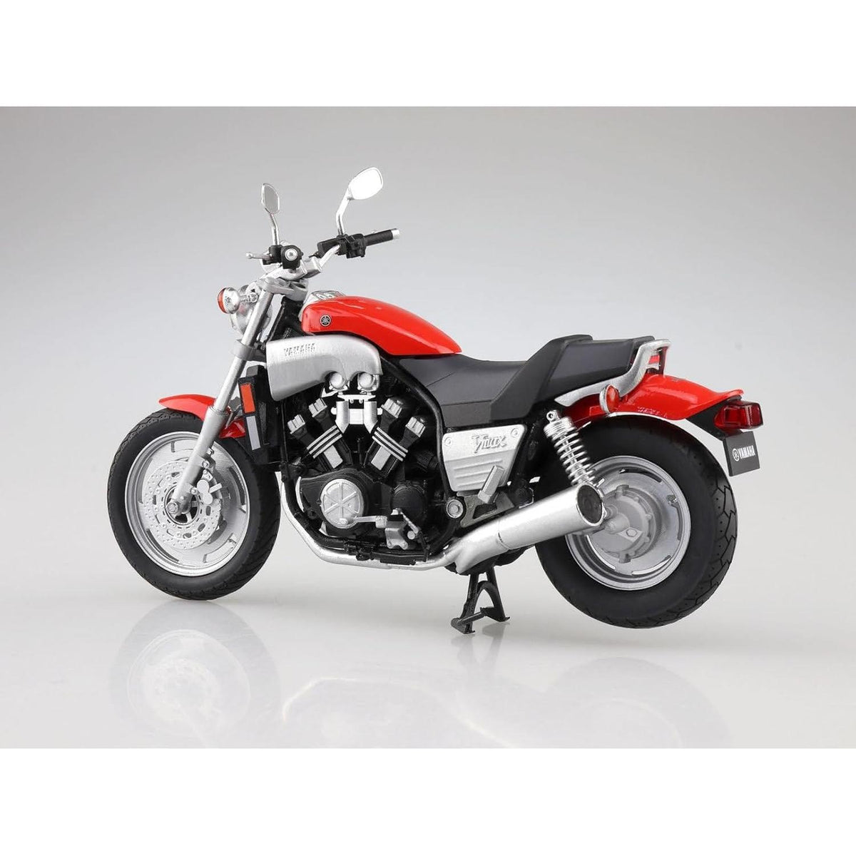 1/12 YAMAHA VMAX FIRE RED