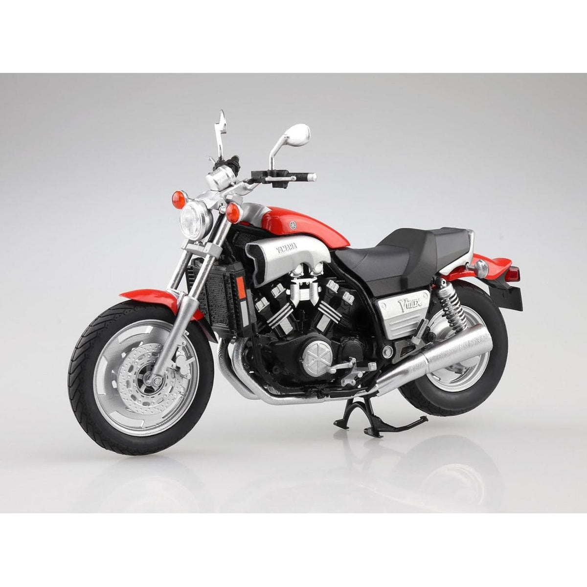 1/12 YAMAHA VMAX FIRE RED