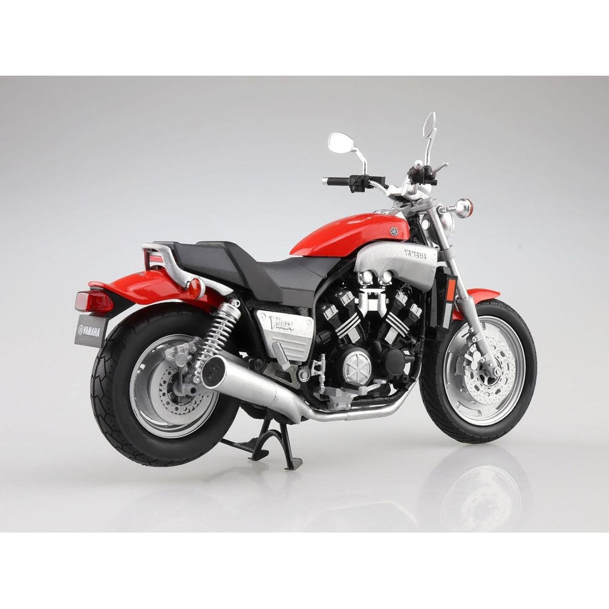 1/12 YAMAHA VMAX FIRE RED