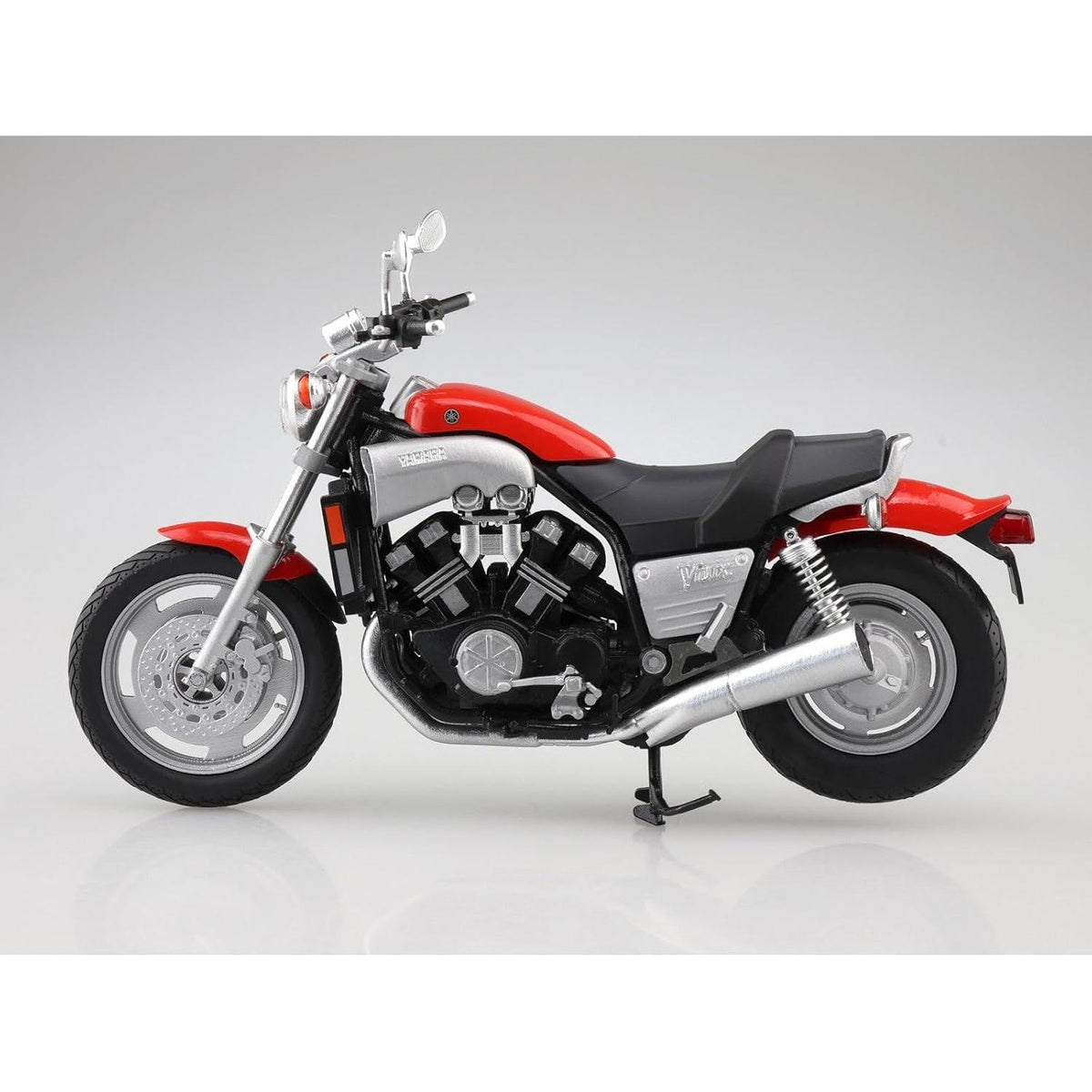 1/12 YAMAHA VMAX FIRE RED