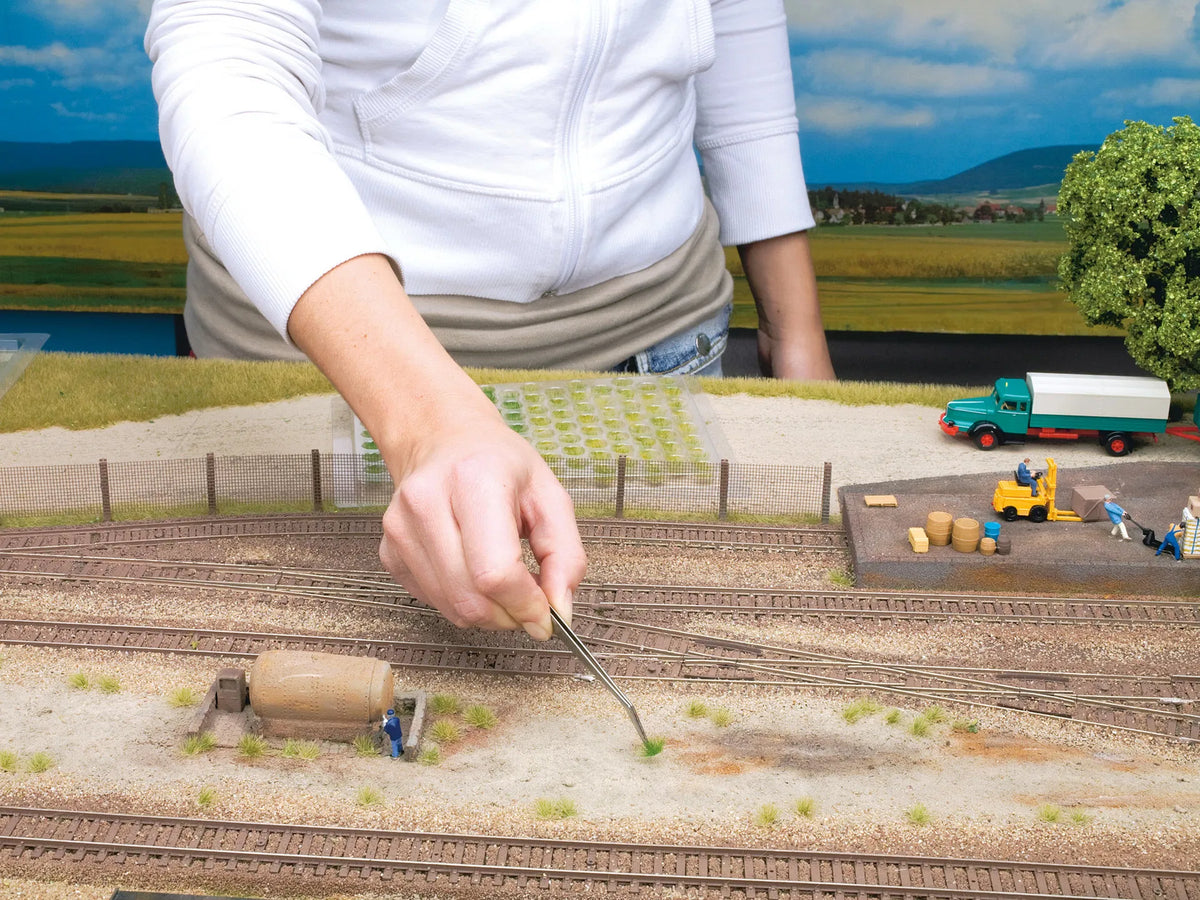HO Grass Tufts Mini Set XL "Blooming" Yellow Flock (9mm) 42pcs