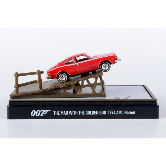 3" 1974 AMC Hornet "The Man with the Golden Gun" James Bond Diorama Movie