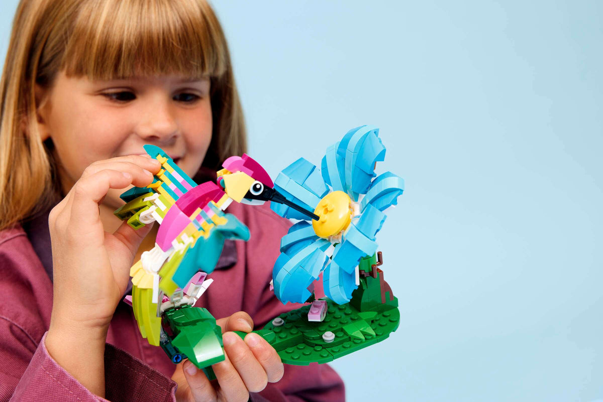 CREATOR 3-in-1 - Wild Animals: Colorful Hummingbird