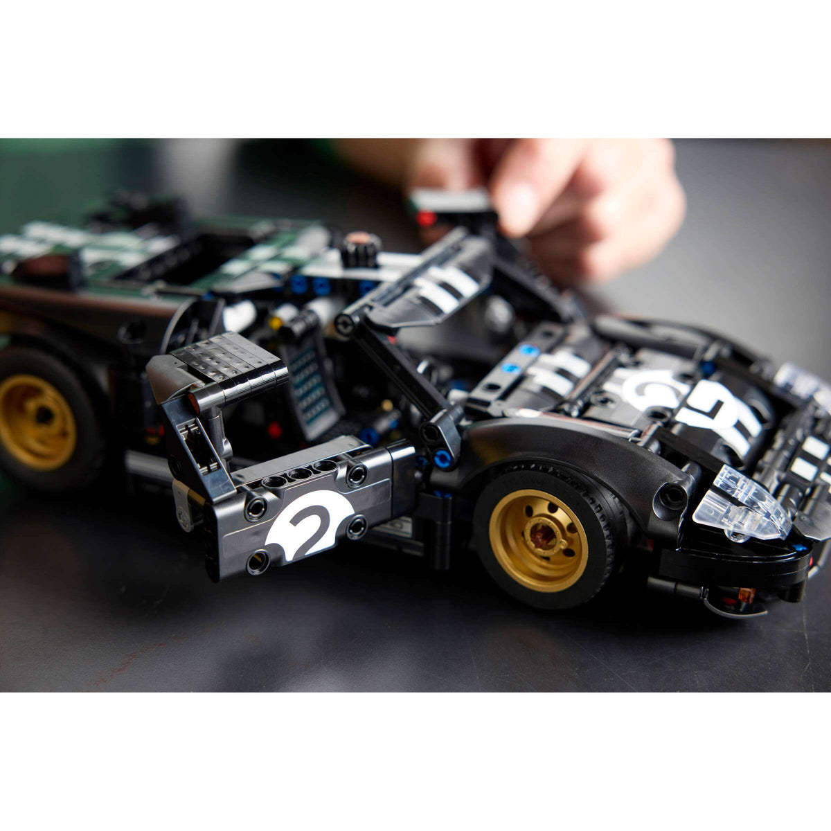 TECHNIC - 1966 Ford GT40 MKII Race Car