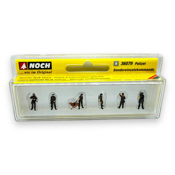 N Special Task Force (6 Figures, 1 Dog)