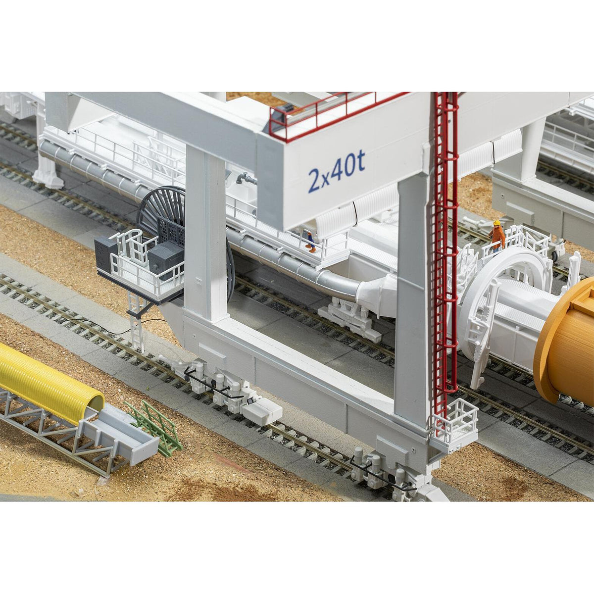 HO Large Gantry Crane