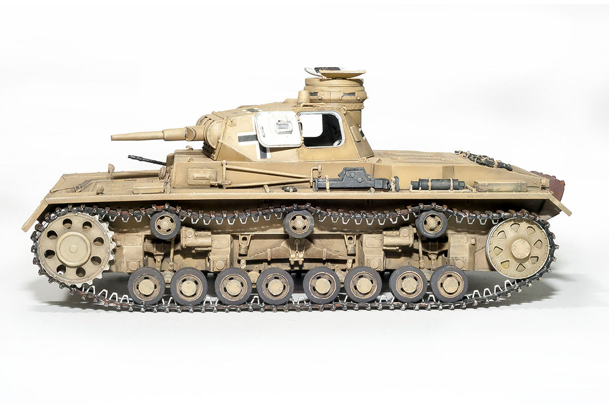 1/35 Pz.Kpfw. III Ausf. Model Kit
