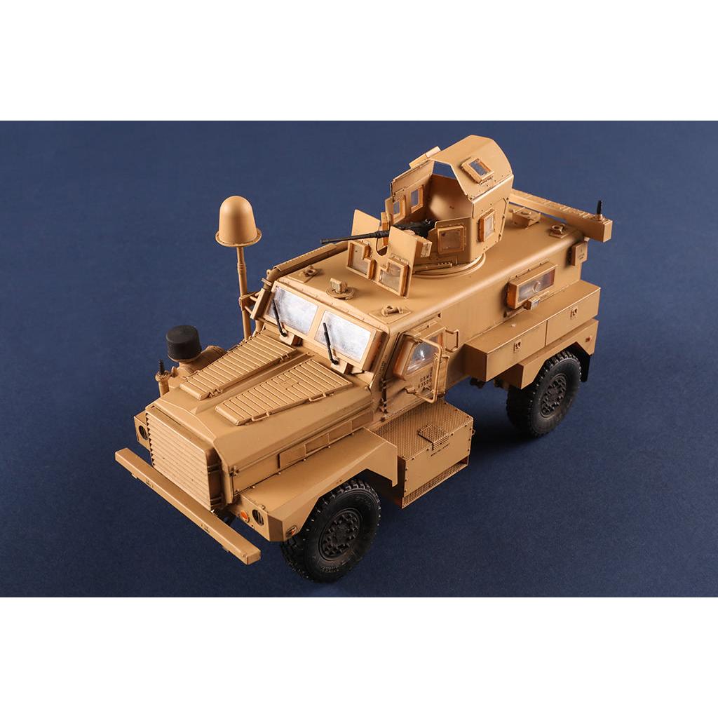 1/35 Cougar 4x4 MRAP Model Kit