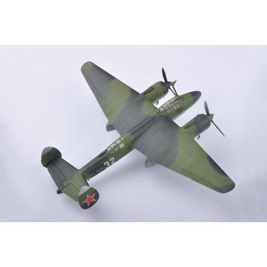 1/72 Soviet Tu-2 Bomber Model Kit
