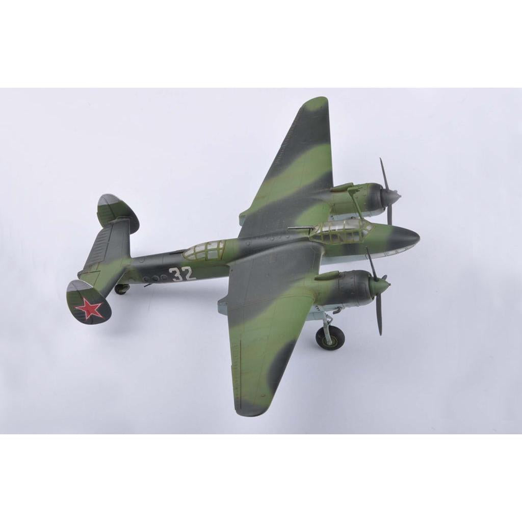 1/72 Soviet Tu-2 Bomber Model Kit