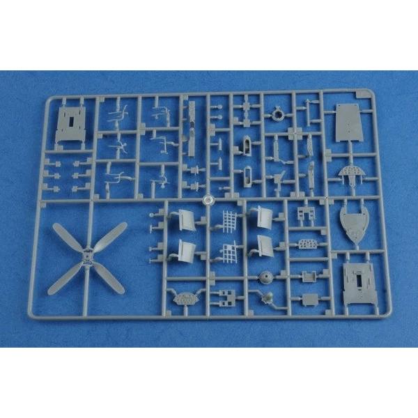 1/48 F4U-5 Corsair Model Kit