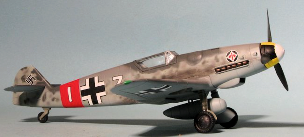 1/48 Messerschmitt Bf-109 G-6 Plastic Model Kit