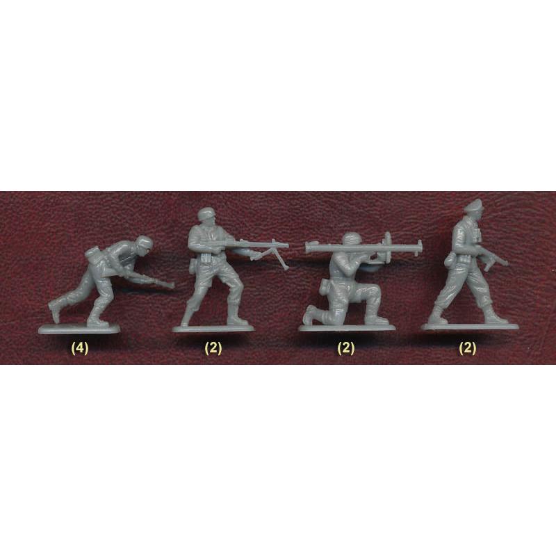 1/72 German Fallschirmjäger Plastic Model Kit