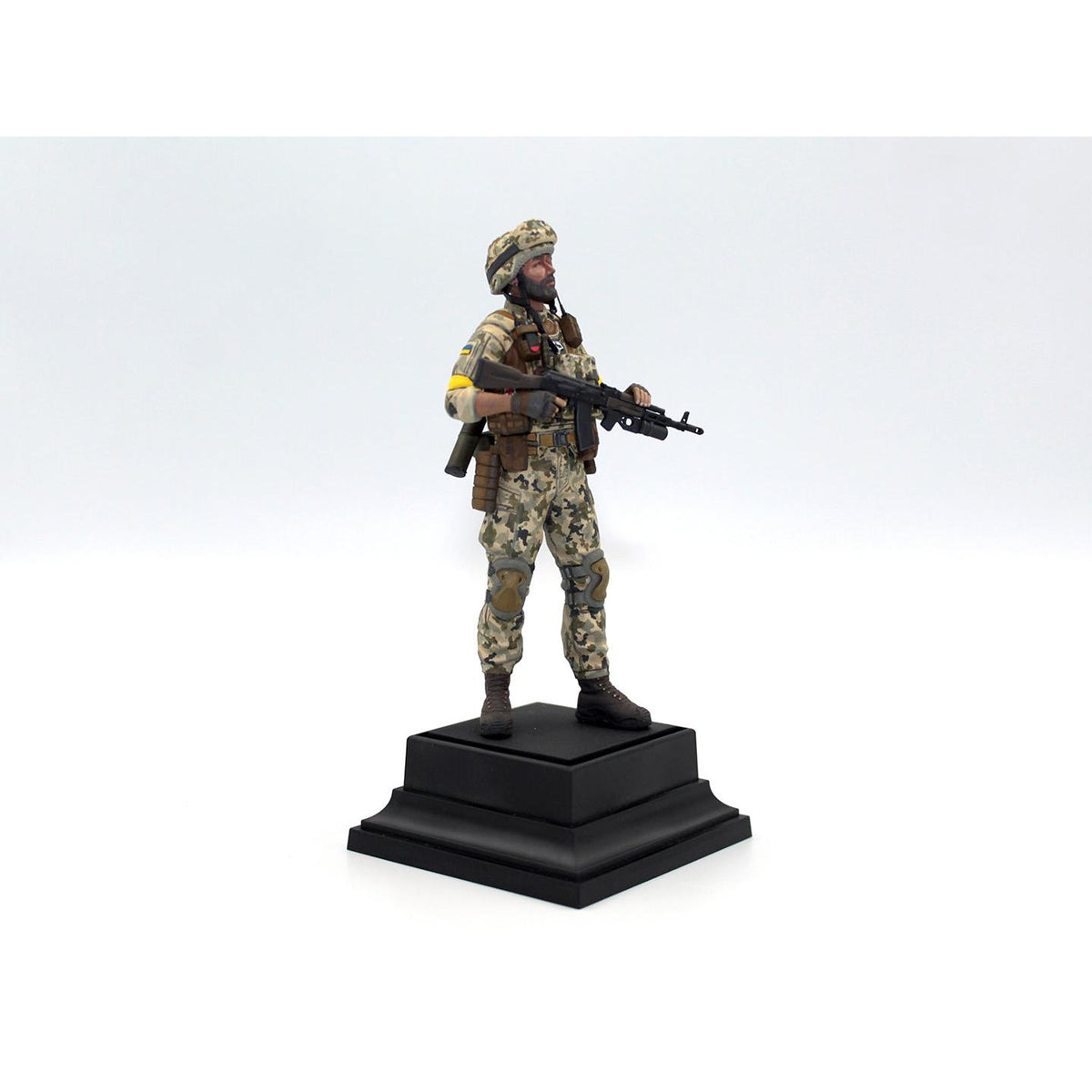1/16 Soldier of the Armed Forces of Ukraine