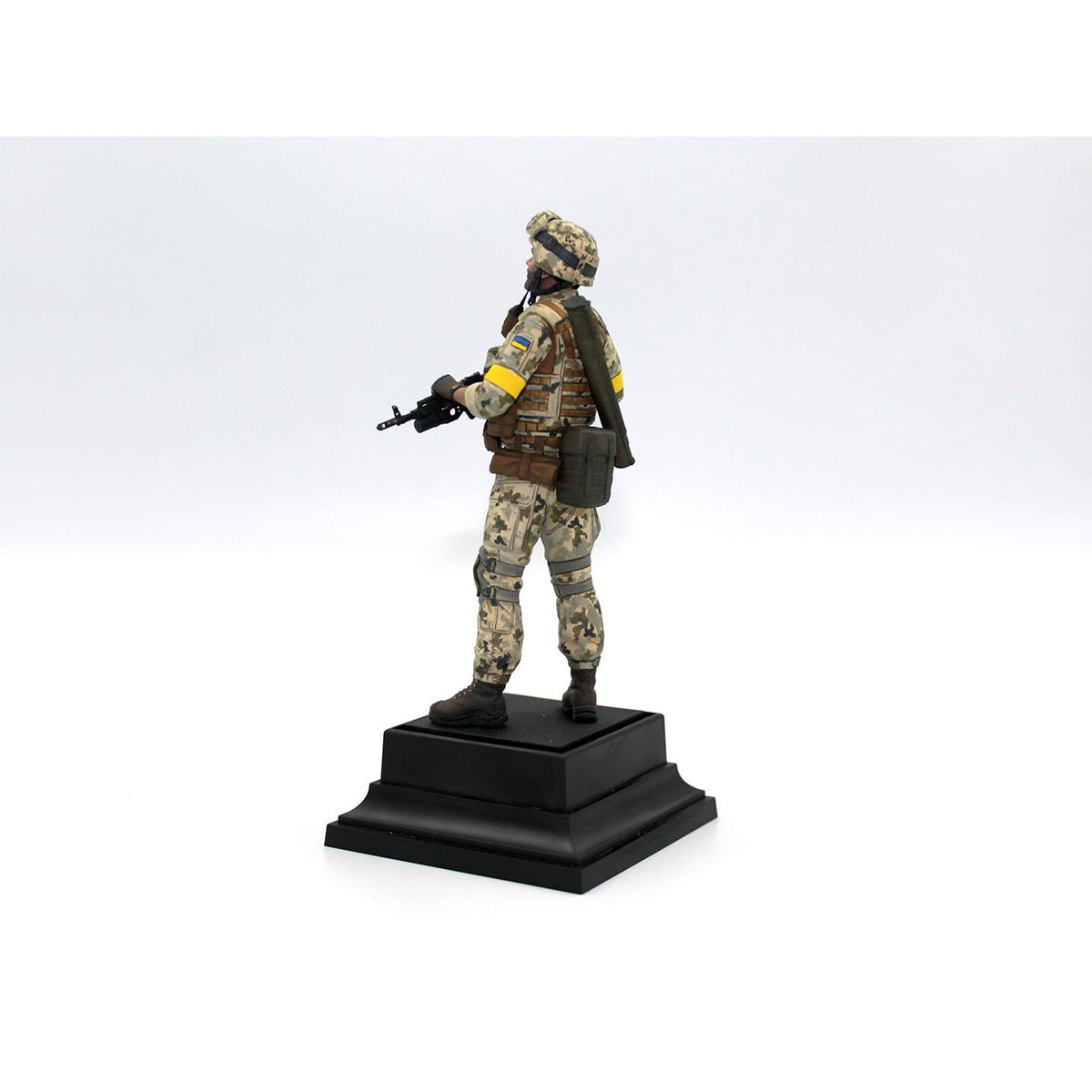 1/16 Soldier of the Armed Forces of Ukraine