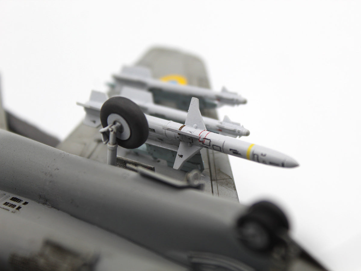 1/72 Radar Hunter MiG-29 '9-13' Ukrainian Fighter with HARM Missiles