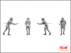 1/35 British Infantry in Gas Masks (1917) (4 Figures)
