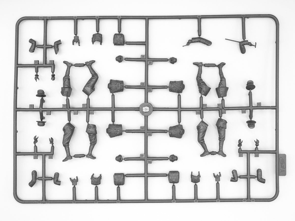 1/35 British Infantry in Gas Masks (1917) (4 Figures)