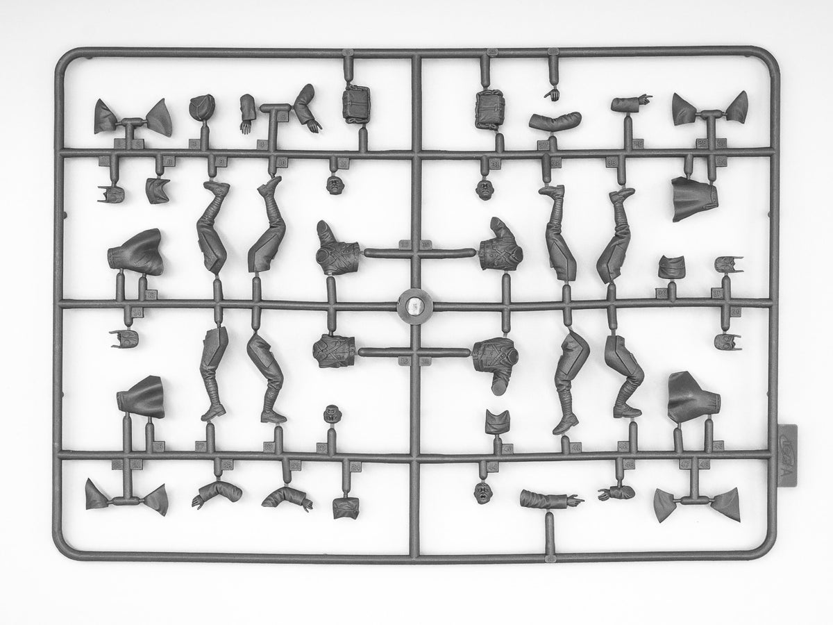 1/35 French Infantry in Gas Masks (1918) (4 Figures)