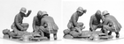 1/35 WWII German Military Medical Personnel
