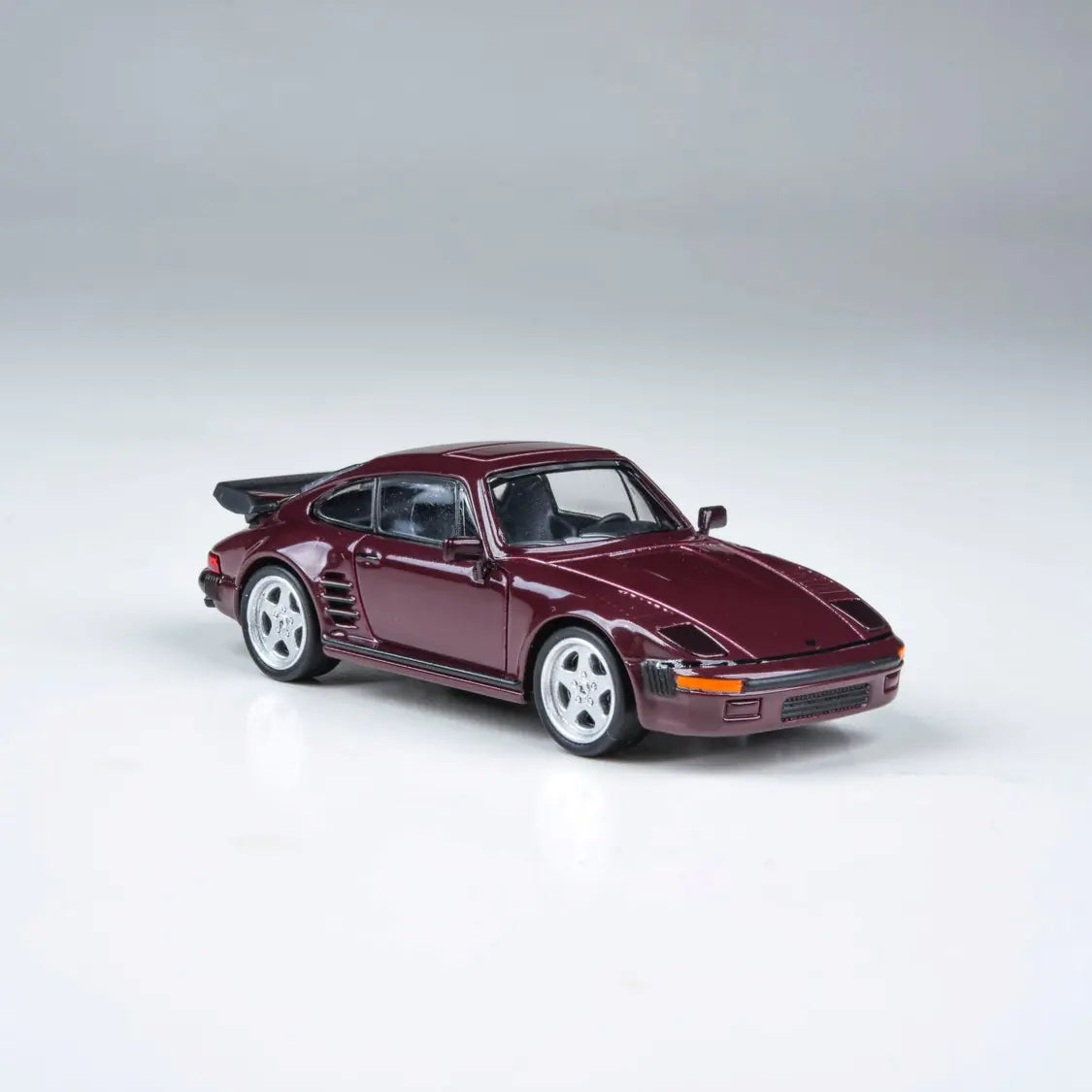 1/64 1986 RUF BTR Slantnose Ruby Red Metallic RHD