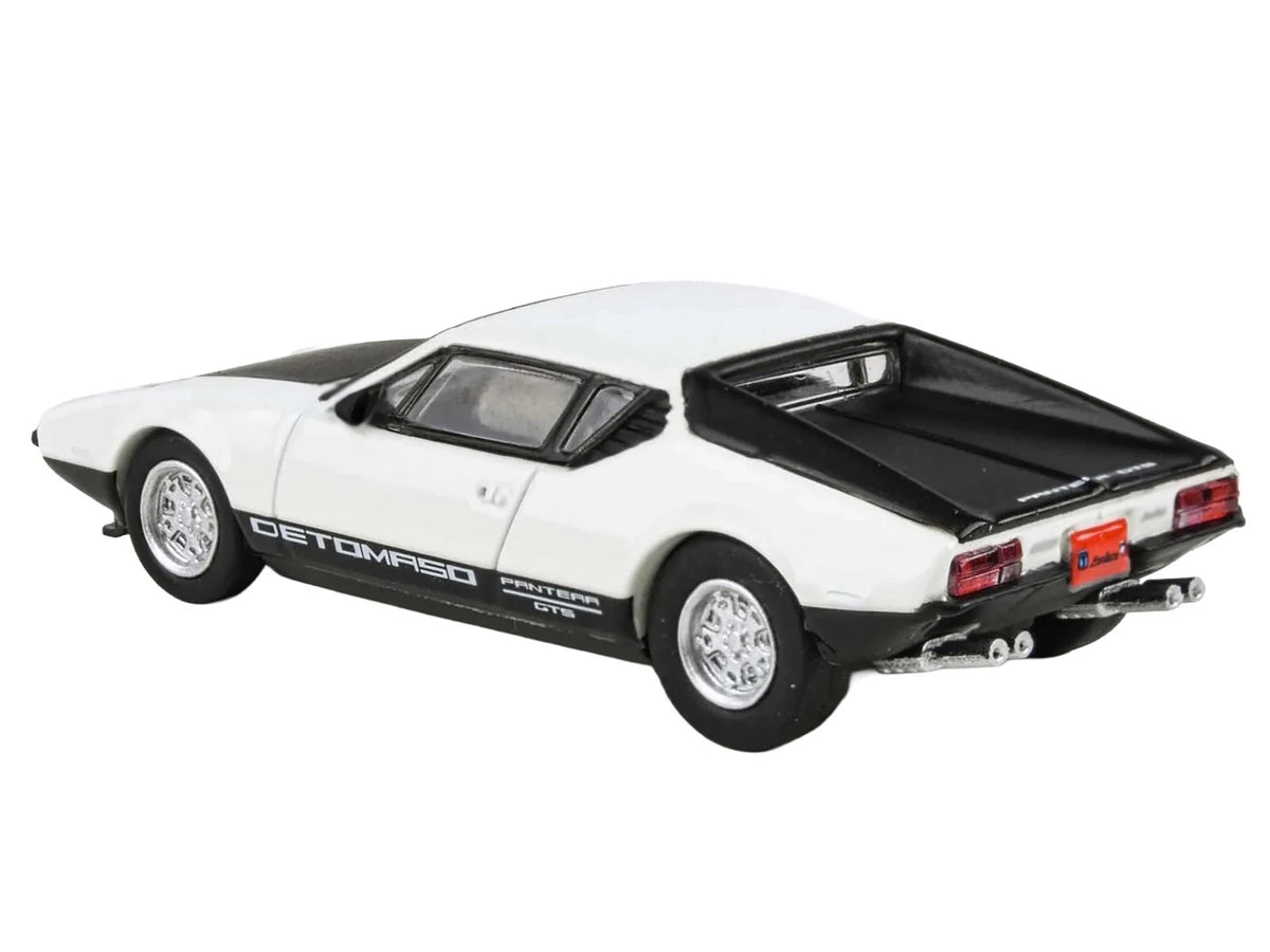 1/64 1972 De Tomaso Pantera White / Black