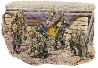 1/35 Sturmpionier (Eastern Front 1942) Plastic Model Kit